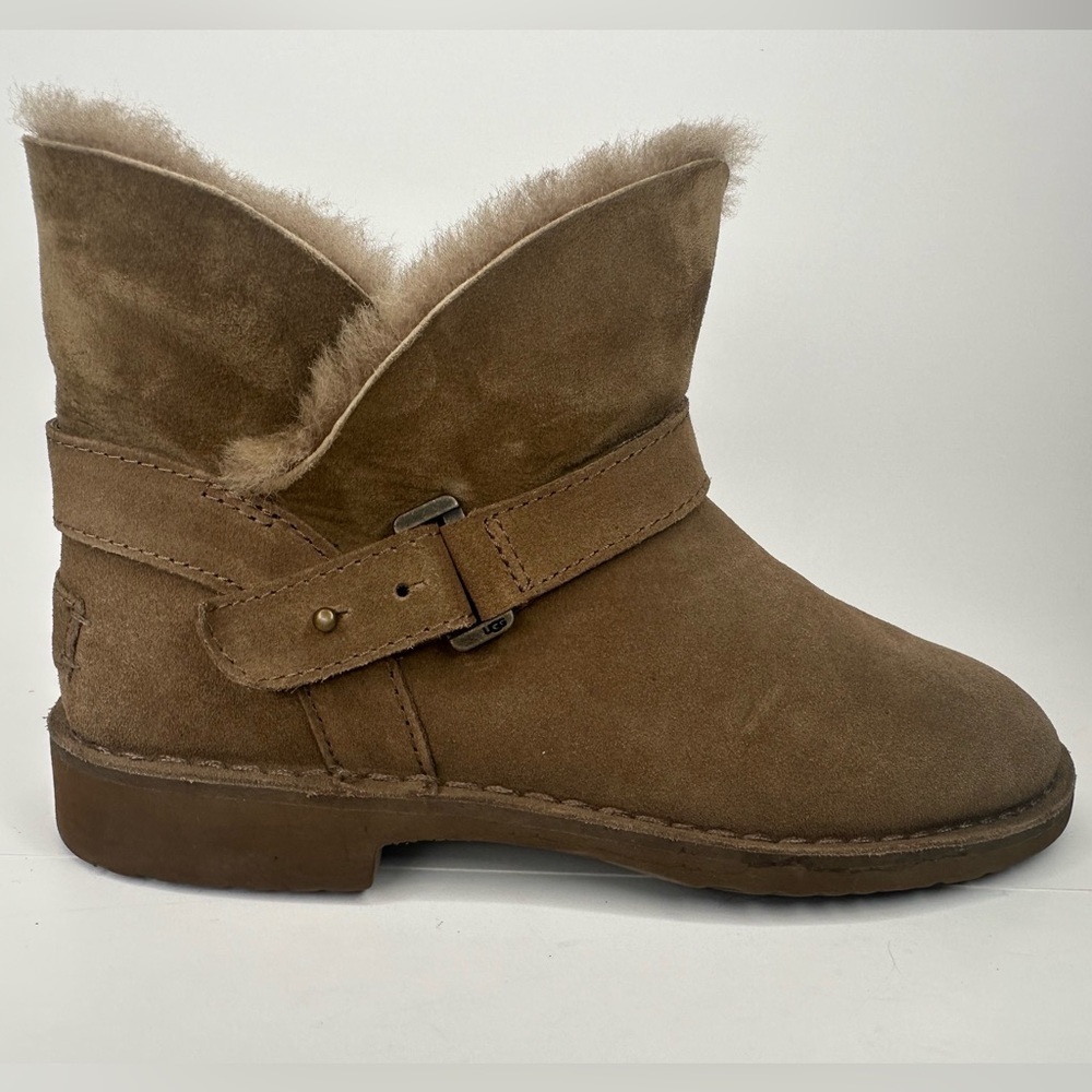 UGG Women's Aubrielle Suede Sheepskin Boots in Hickory SZ 7